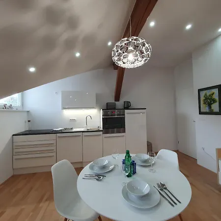 Apartmán Charming Mila In Privat House With Free Parking